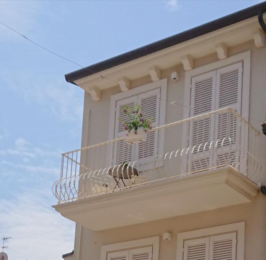 Il Piccolo Giglio Bed & Breakfast Porto Sant'Elpidio Ngoại thất bức ảnh